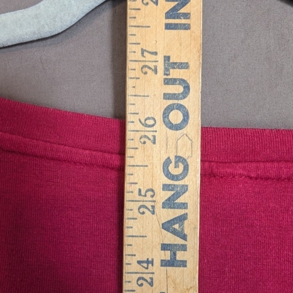 Ariat small long sleeve tshirt in hot pink with stain and fading - Picture 10 of 10